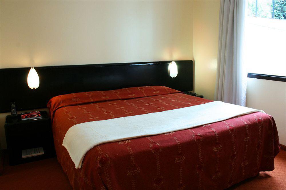 Hotel Park Royal City Buenos Aires Zimmer foto