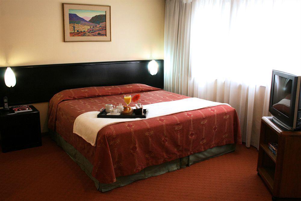 Hotel Park Royal City Buenos Aires Zimmer foto